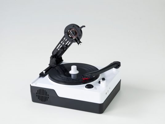 Easy Record Maker by Yuri Suzuki