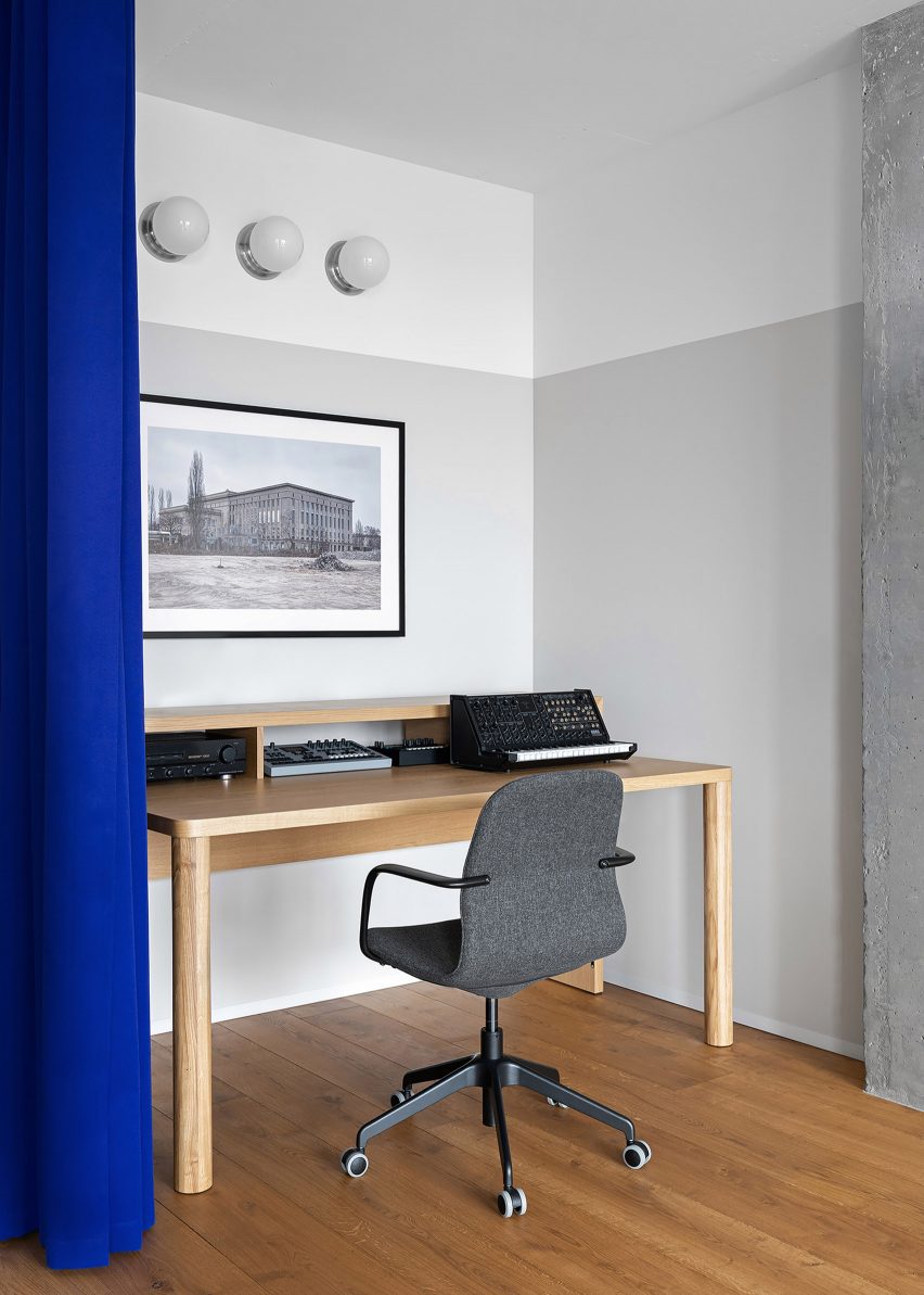 EGR Apartment by Ater Architects