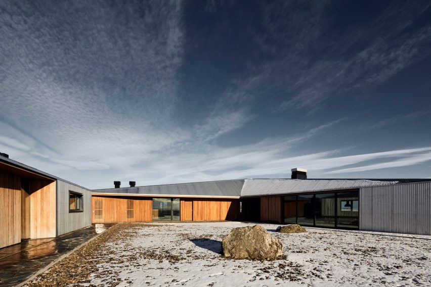 Estancia Morro Chico by RDR Architectes