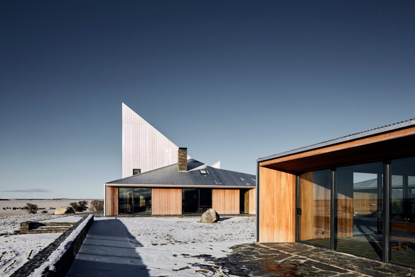 Estancia Morro Chico by RDR Architectes