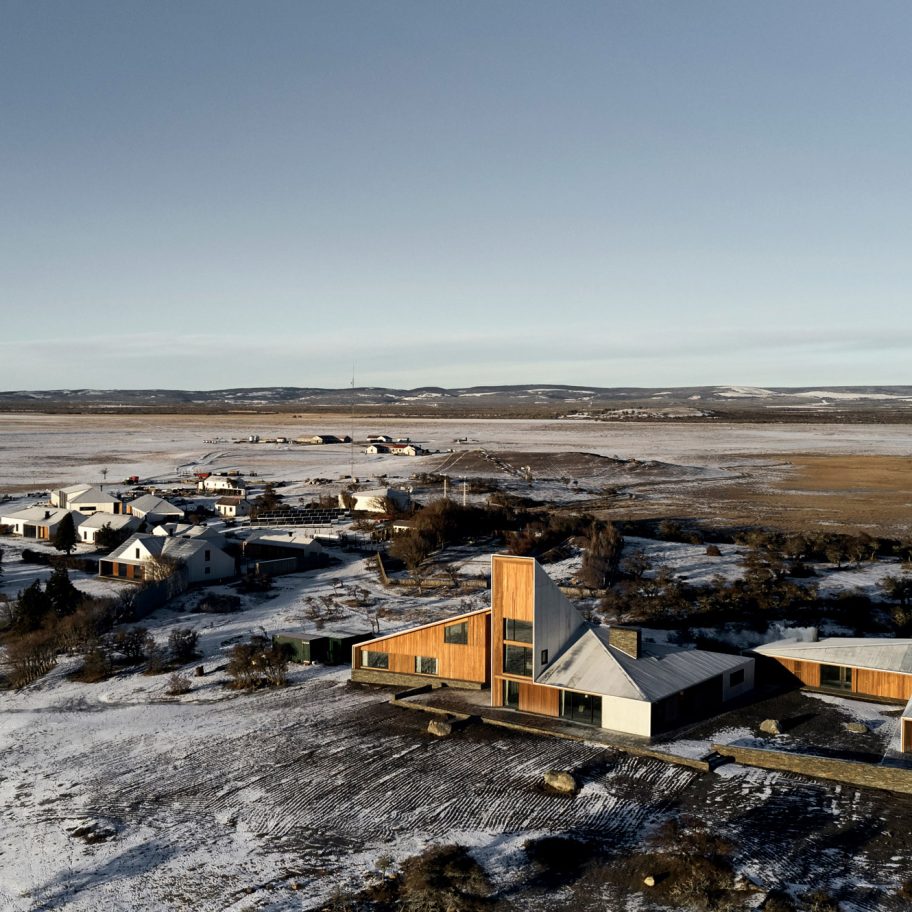 Estancia Morro Chico by RDR Architectes