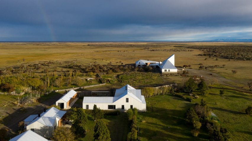 Estancia Morro Chico by RDR Architectes