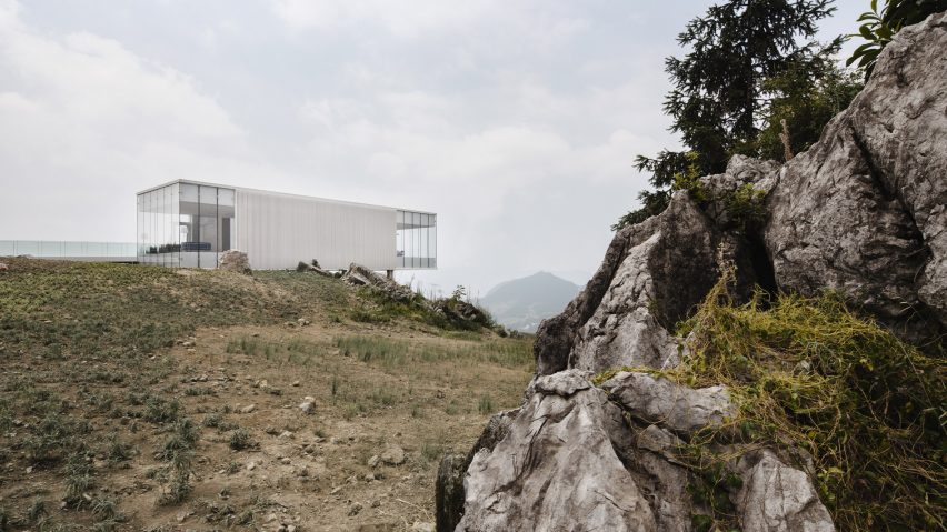 Floating Island Restaurant by C+ Architects