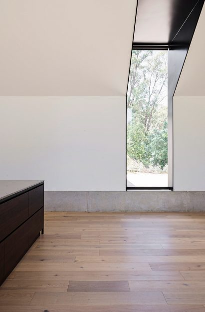 Hepburn Springs House by Telha Clarke