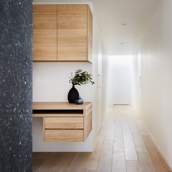 Hepburn Springs House by Telha Clarke