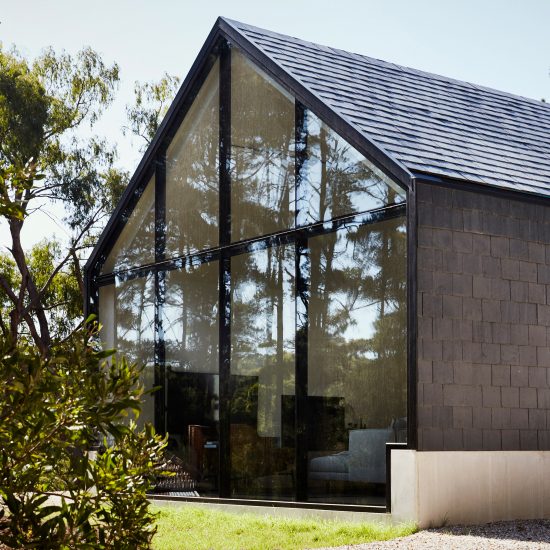 Hepburn Springs House by Telha Clarke