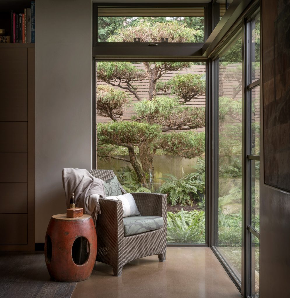 Hidden Cove Residence by Stuart Silk Architects
