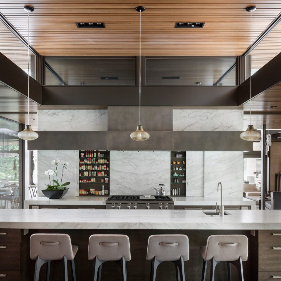 Hidden Cove Residence by Stuart Silk Architects