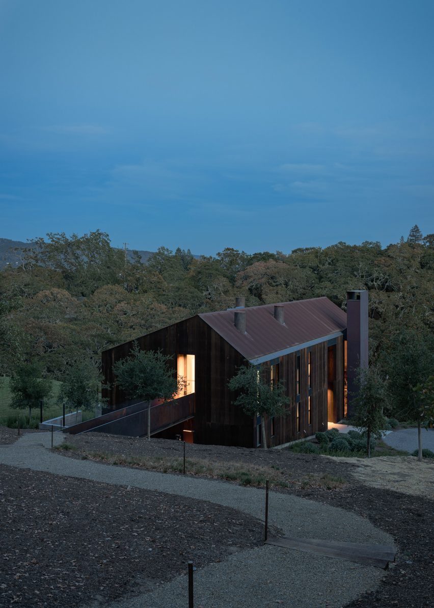 Big Barn by Faulkner Architects