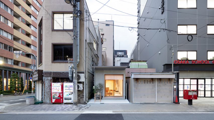 Land salon in Osaka designed by Sides Core