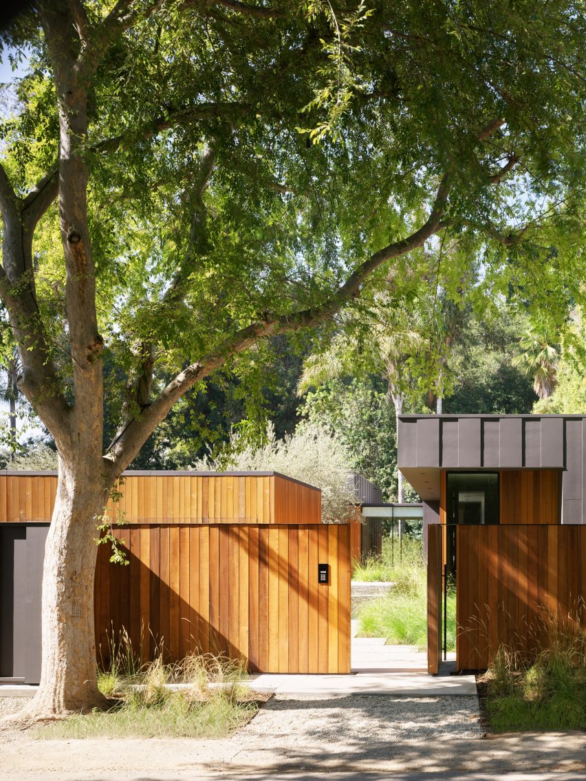 Laurel Hills Residence by Assembledge