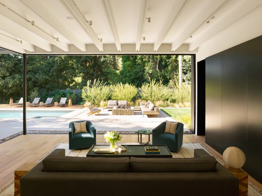 Laurel Hills Residence by Assembledge