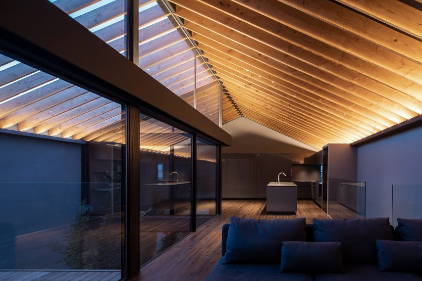 Leaf by Apollo Architects & Associates