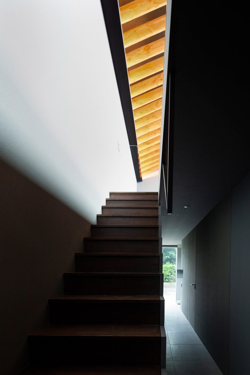 Leaf by Apollo Architects & Associates
