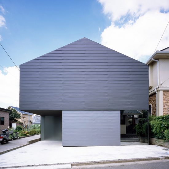 Leaf by Apollo Architects & Associates