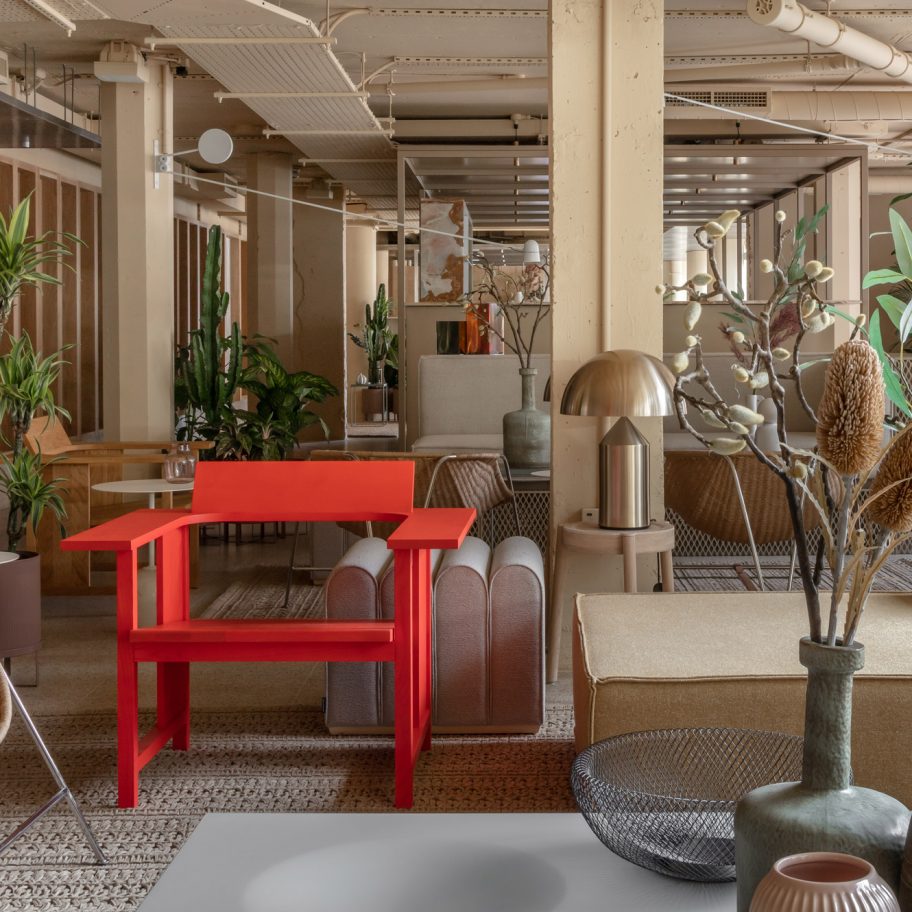 Locke at Broken Wharf hotel by Grzywinski+Pons