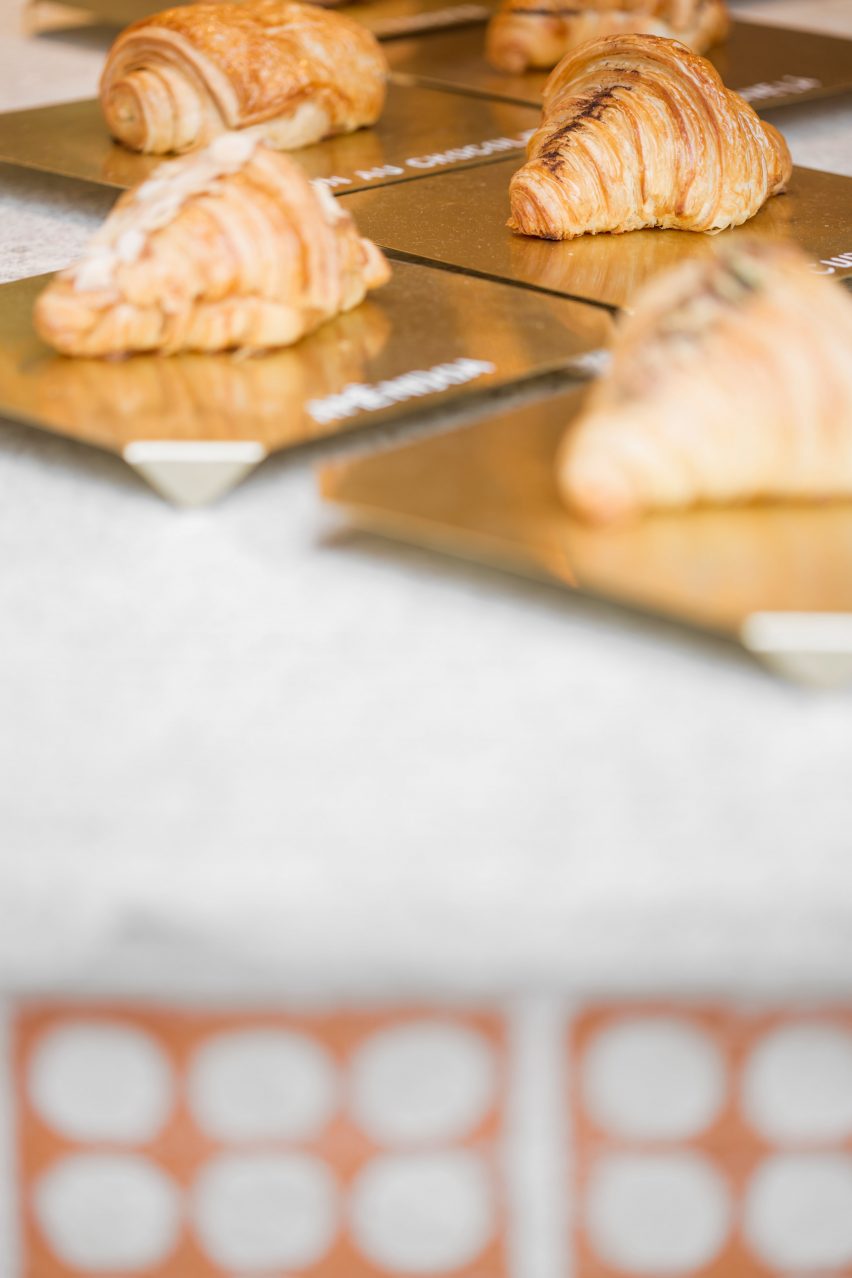 Mintchi Croissant by Dezembro Arquitetos