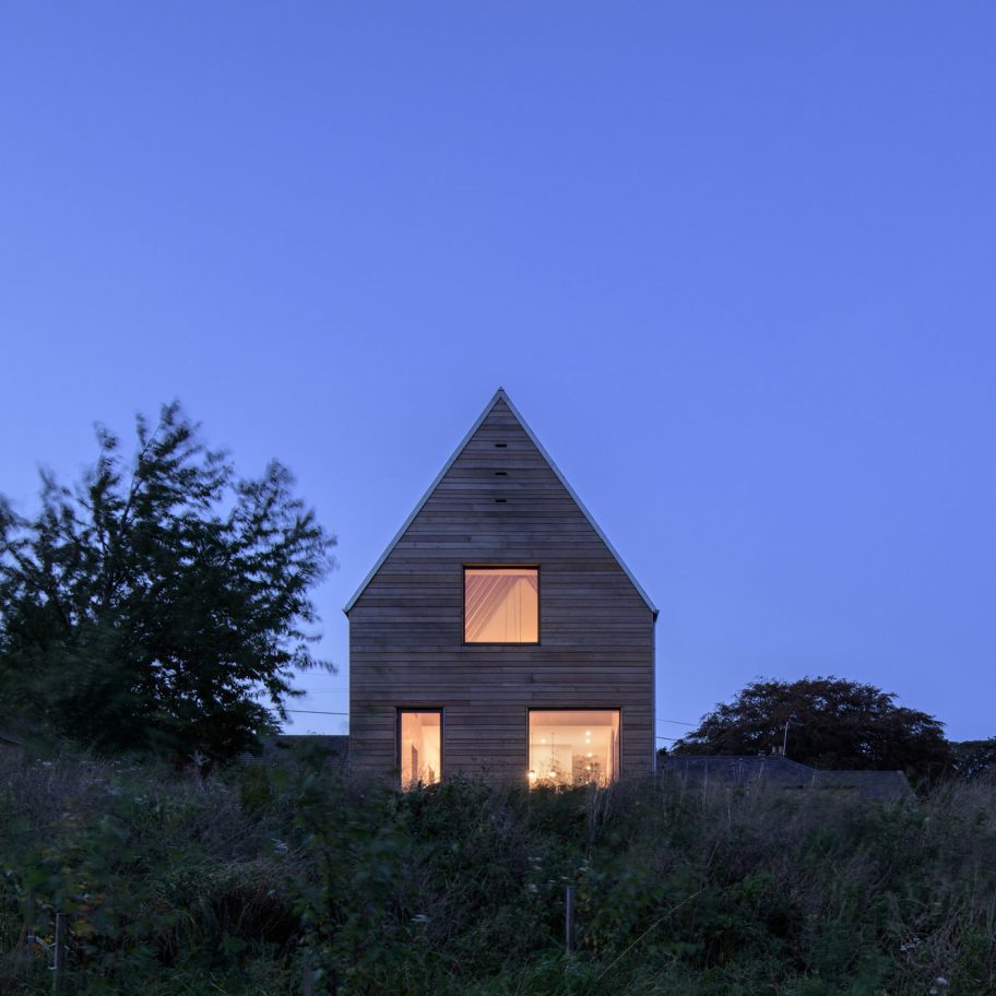 North Bank by Elliott Architects