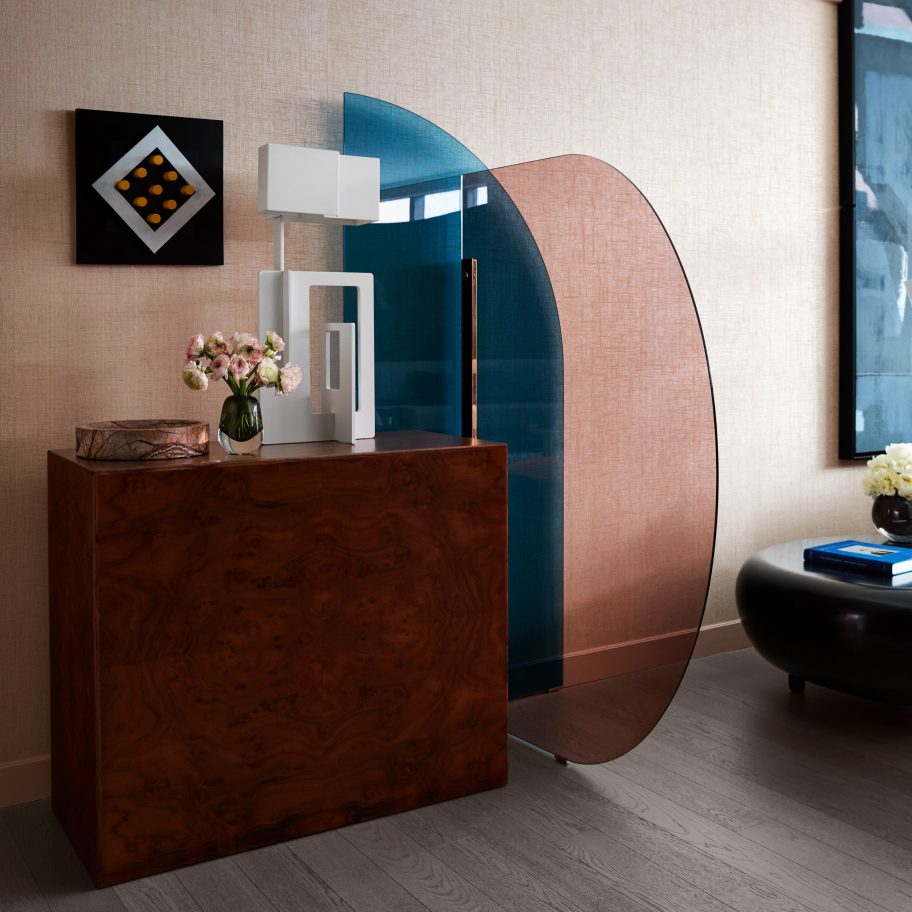 One Manhattan Square apartment by Jamie Bush