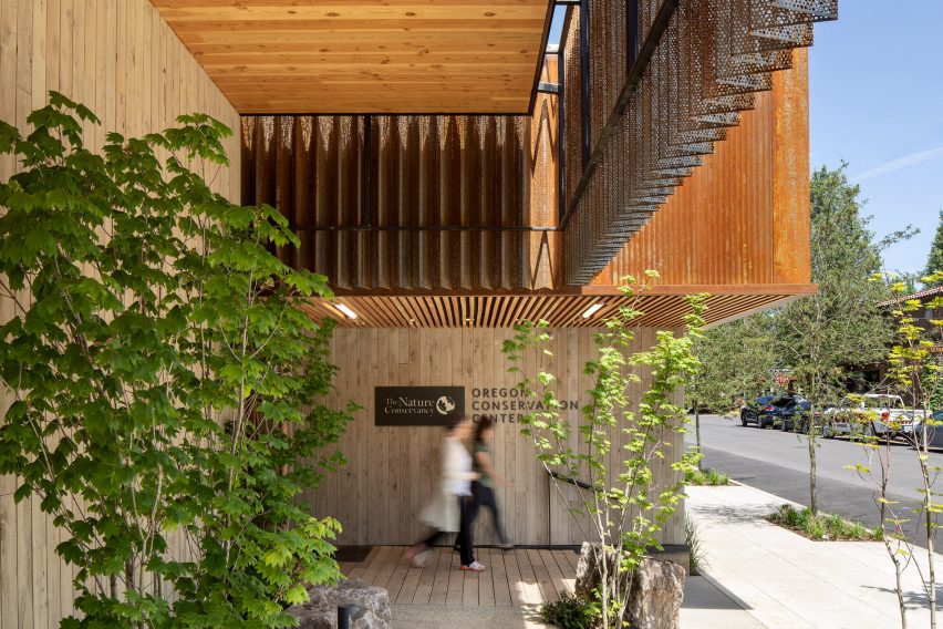 Oregon Conservation Center by Lever Architecture