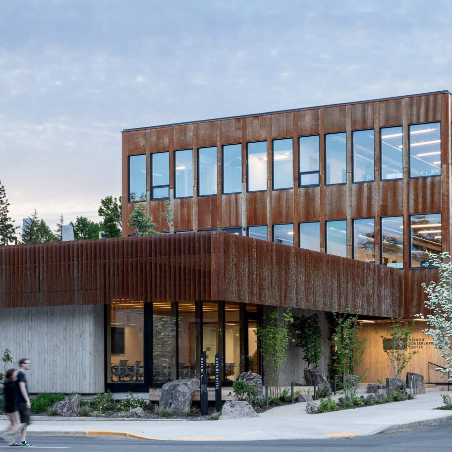 Oregon Conservation Center by Lever Architecture