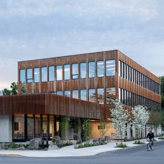 Oregon Conservation Center by Lever Architecture