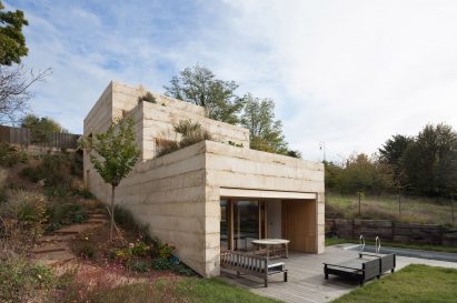P House by Tectoniques Architetectes in Lyon