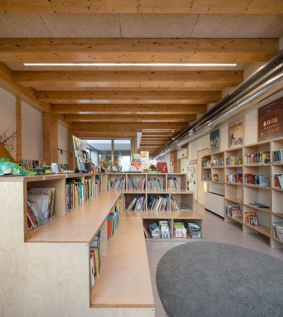 Redbridge School by ARX Portugal