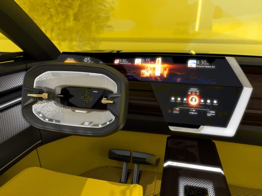 Renault unveils shapeshifting Morphoz concept car