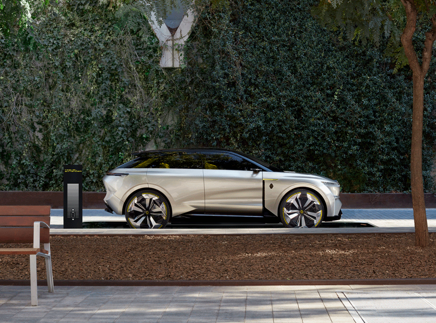Renault unveils shapeshifting Morphoz concept car
