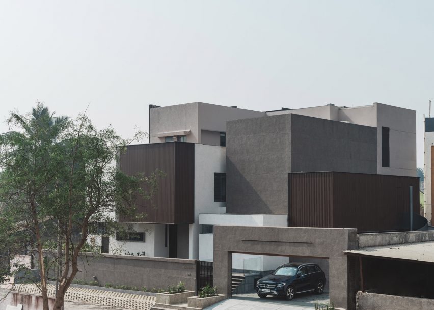 Sarpanch House by Neogenesis+Studi0261