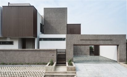 Sarpanch House by Neogenesis+Studi0261