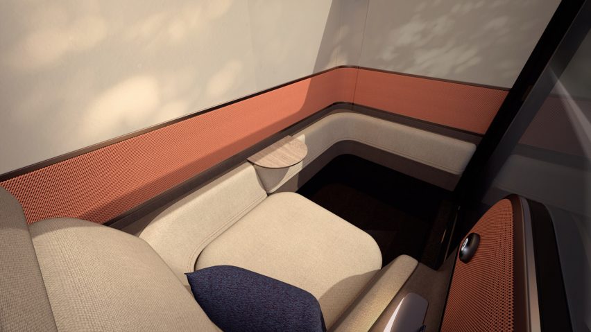Seymourpowell forefronts privacy with ride-sharing in Quarter Car concept