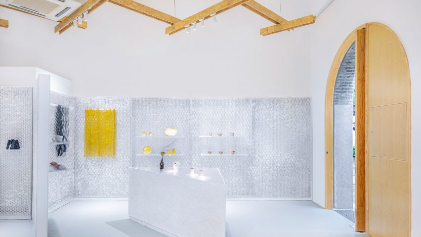 Shiwu store by CATS