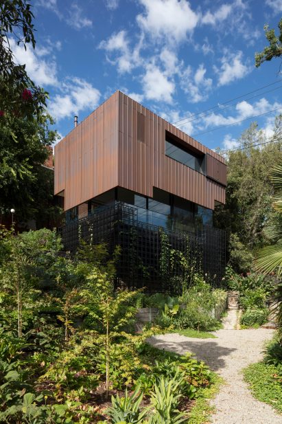 South Yarra House by AM Architecture exterior