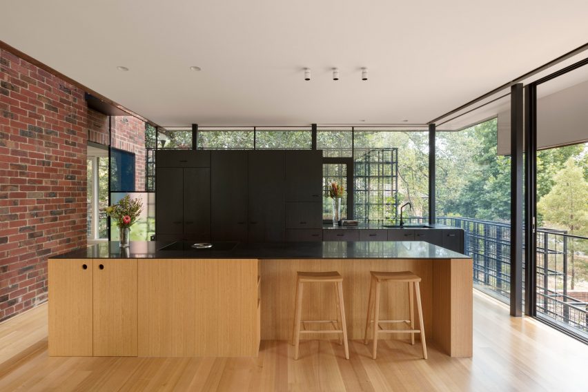 South Yarra House by AM Architecture kitchen