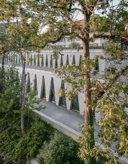 Tanzhaus by Barozzi Veiga