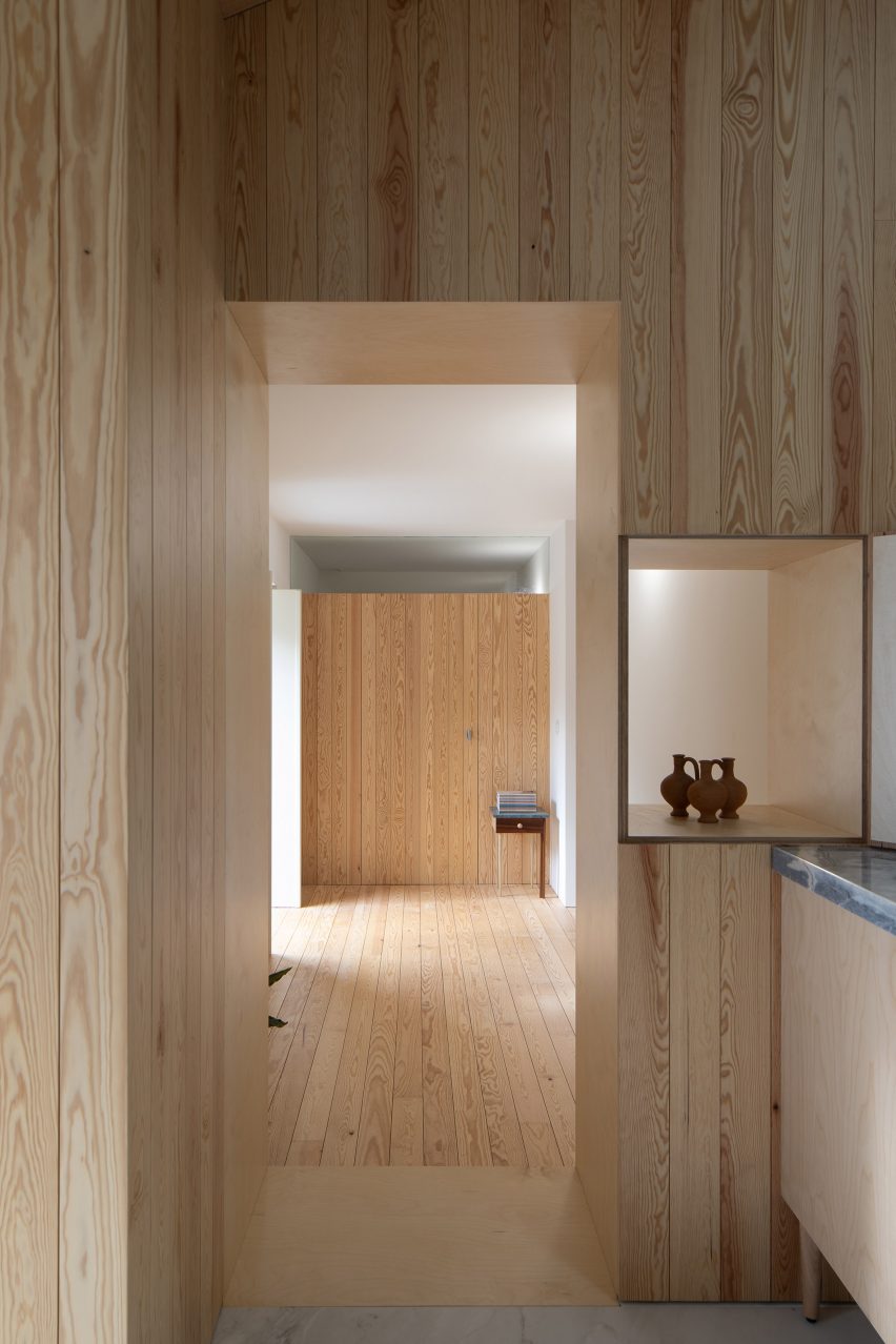 Ti Clara by Espaço p2 Architects