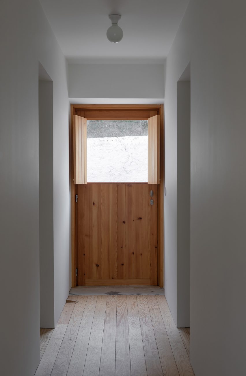 Ti Clara by Espaço p2 Architects