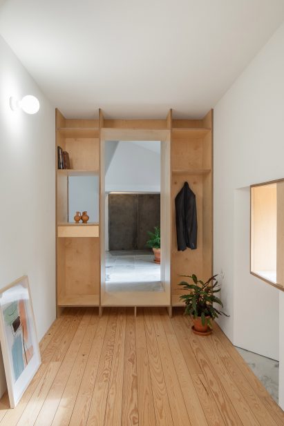 Ti Clara by Espaço p2 Architects