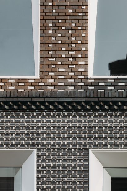 Louis Vuitton store on PC Hooftstraat called Brick Pixelation by UNStudio