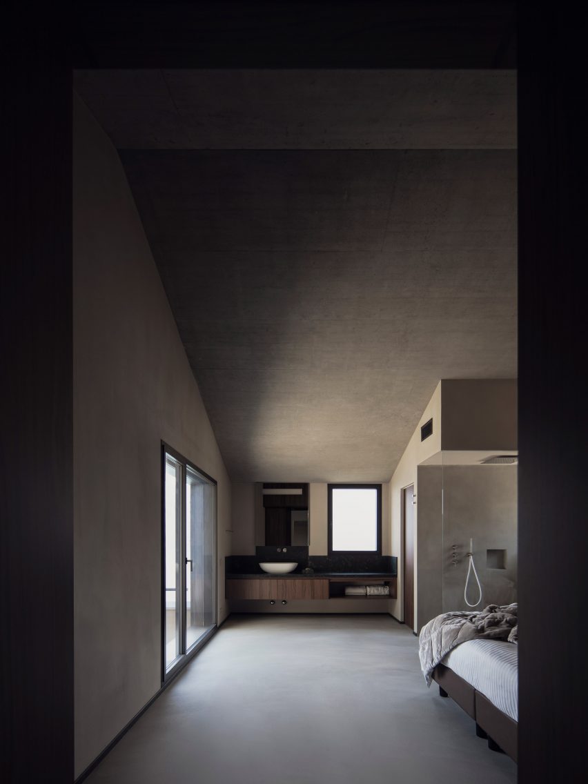 Villa Molli by Lorenzo Guzzini in Italy