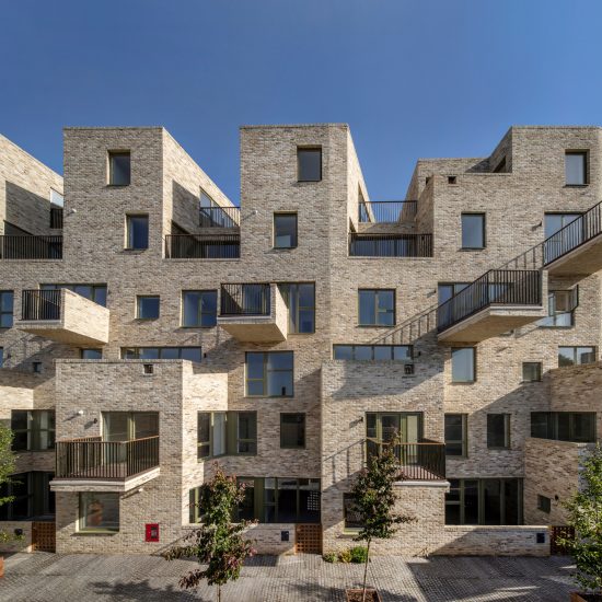 The left “fetishises council housing with the same conviction as the right fetishises traditional styles”