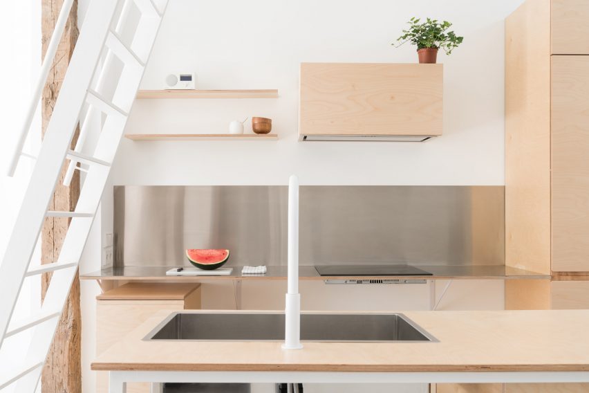 Apartment in Lavapiés by Leticia Saá