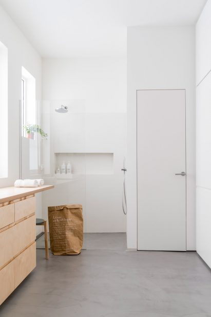 Apartment in Lavapiés by Leticia Saá