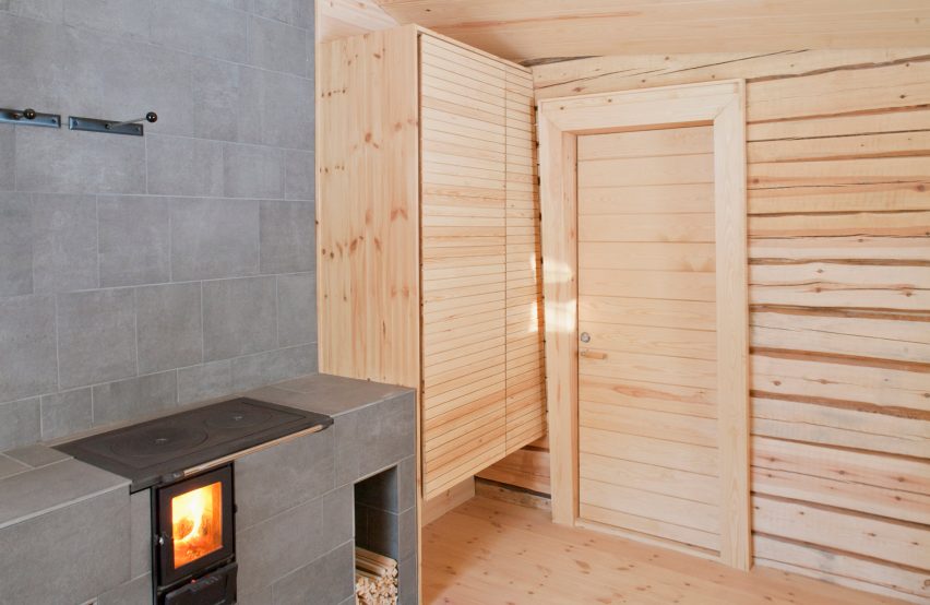 Arctic Sauna Pavilion by Toni Yli-Suvanto Architects