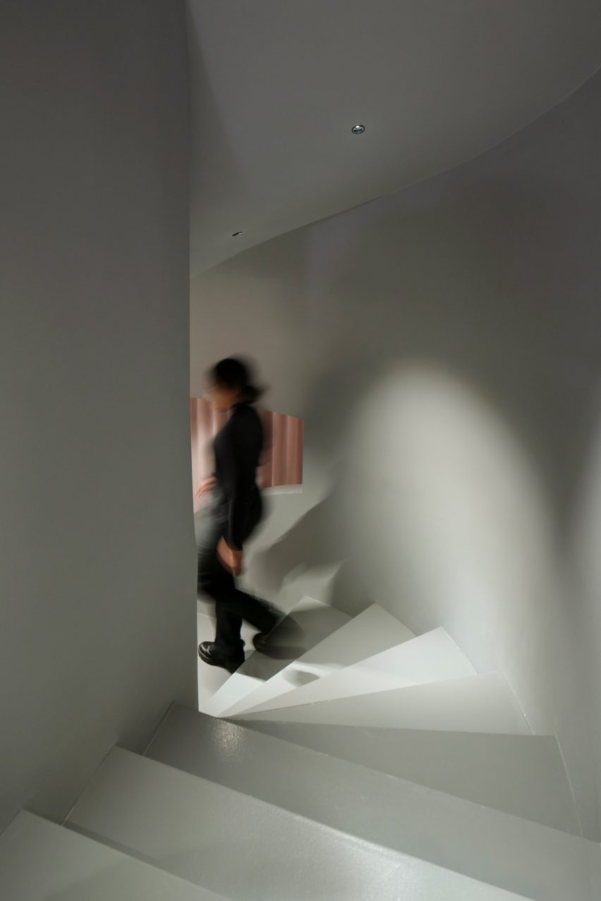 ASH Mallorca shoe store by Francesc Rifé Studio