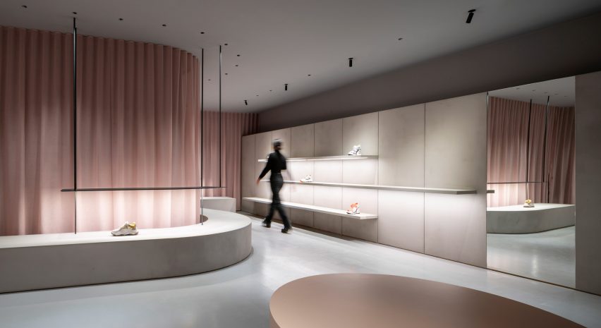 ASH Mallorca shoe store by Francesc Rifé Studio