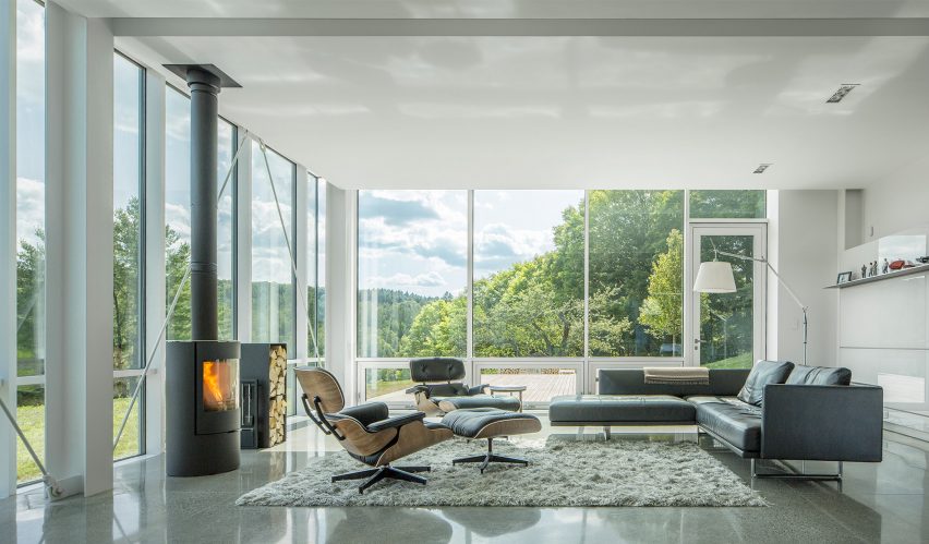 Bank Barn by Birdseye Design