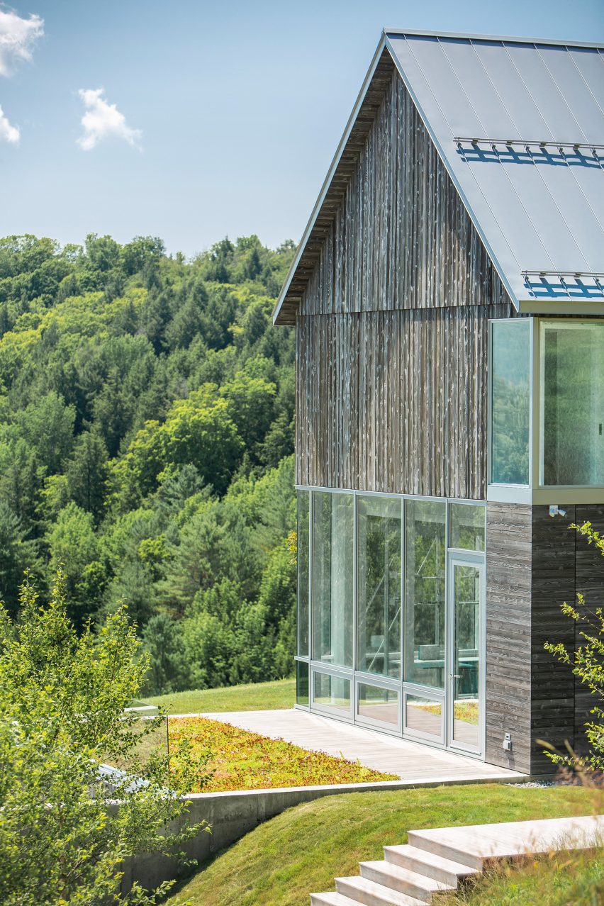 Bank Barn by Birdseye Design